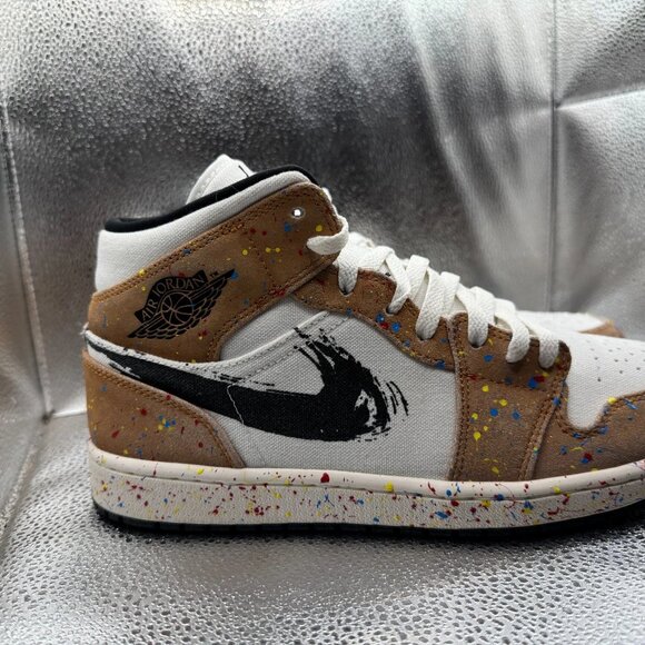 Size 10 Air Jordan 1 SE Mid Mens Black White Brushstroke Paint Shoes‎ DA8005-100 - Picture 2 of 12